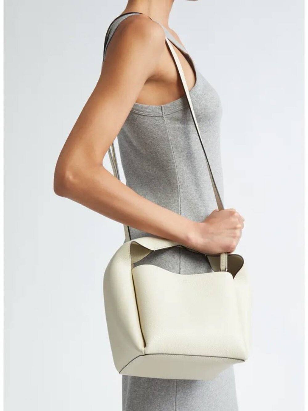 Toteme Pebble Leather Black Top Handle Shoulder Bucket Bag Crossbody - Picture 3 of 13